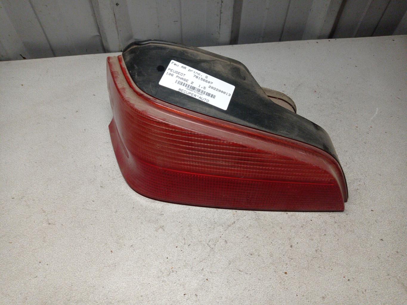 Fanale posteriore principale sinistro (luci) PEUGEOT 106 PHASE 2 Diésel - 1