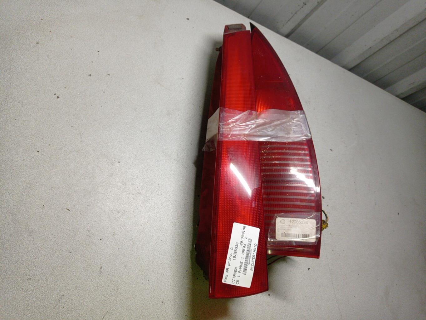 Fanale posteriore principale sinistro (luci) CITROEN C5 1 PHASE 1 BREAK Diésel - 1