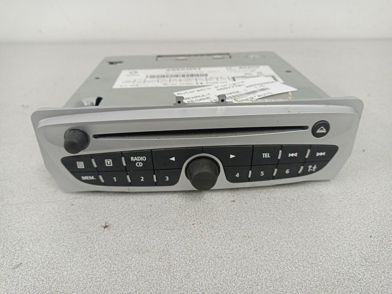 Autoradio originale RENAULT MEGANE 3 PHASE 1 Diésel - 1