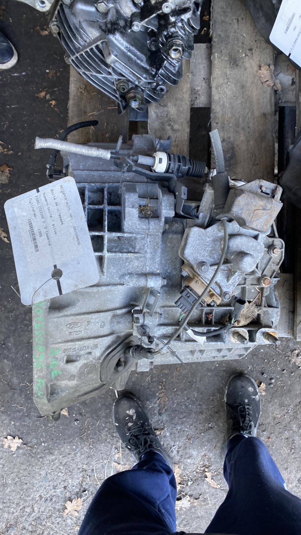 Boite de vitesses FORD COUGAR COUPE Essence - 1