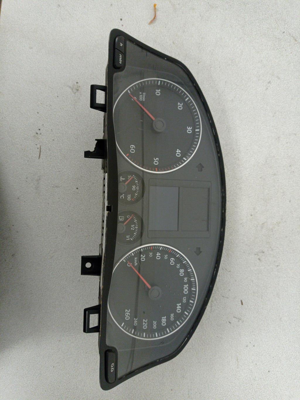 Compteur VOLKSWAGEN GOLF PLUS PHASE 1 Diesel - 1