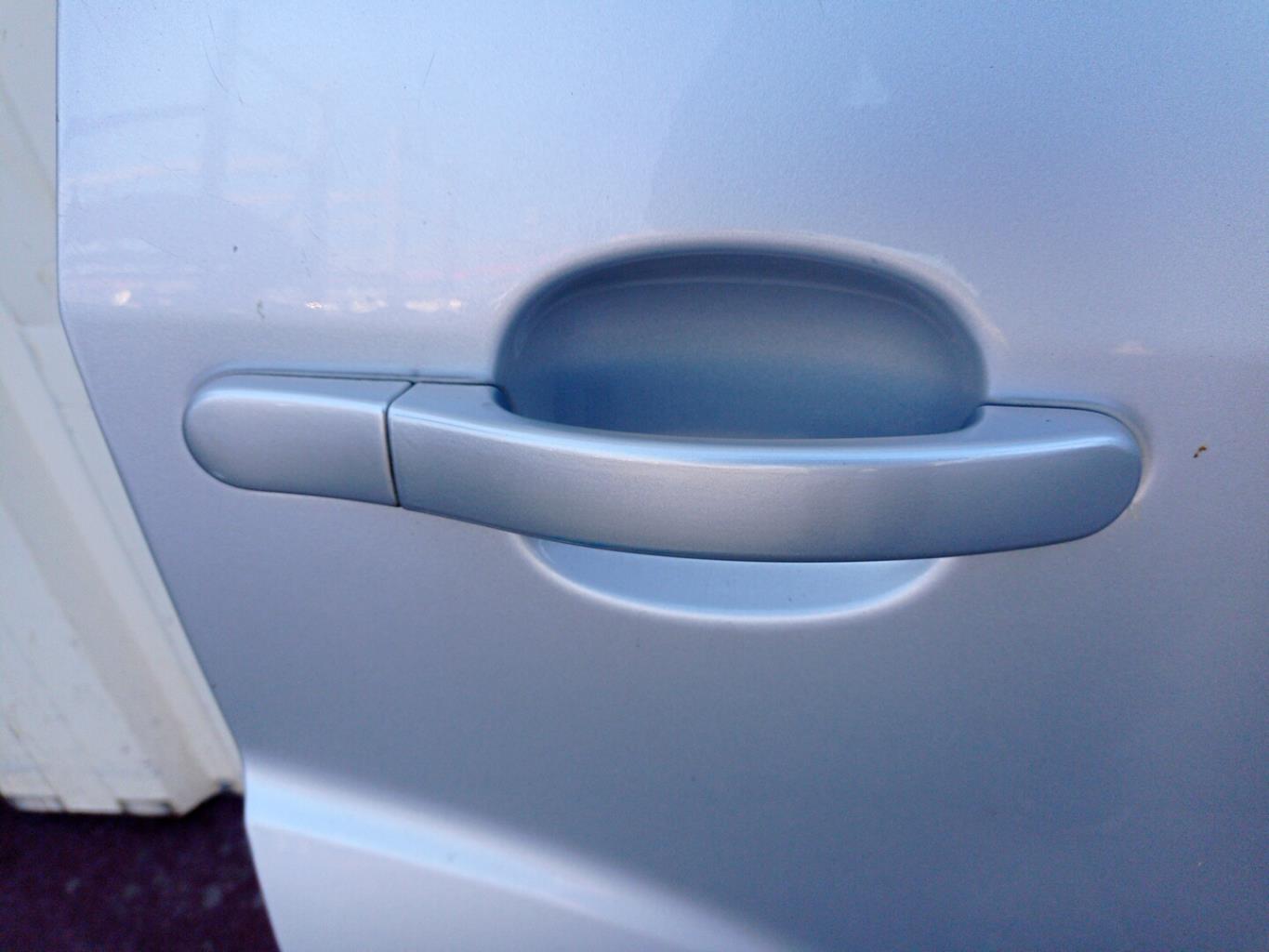 Portiera posteriore destra FORD FIESTA 5 PHASE 2 Diésel - 1