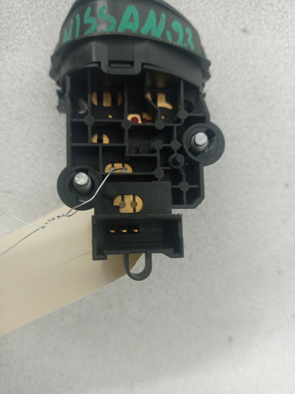 Commande autoradio NISSAN X-TRAIL 1 PHASE 2 Diesel - 1