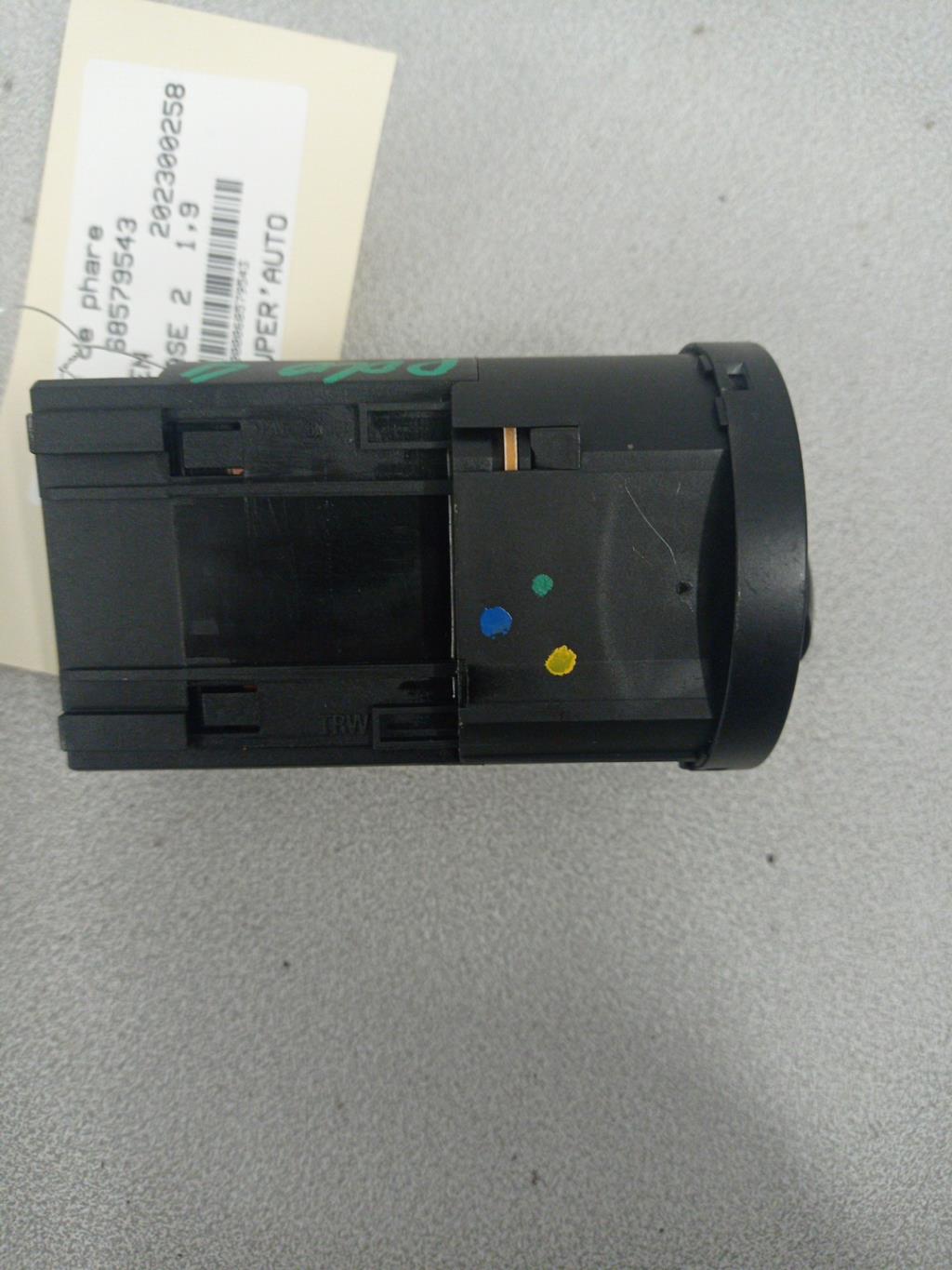 Commande de phare VOLKSWAGEN POLO 4 PHASE 2 Diesel - 1