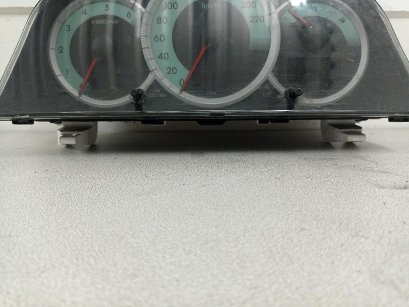Compteur TOYOTA COROLLA VERSO 2 PHASE 1 Diesel - 1