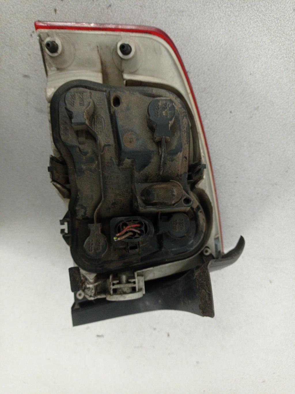 Fanale posteriore principale destro (luci) AUDI A4 2 PHASE 2 Diésel - 1