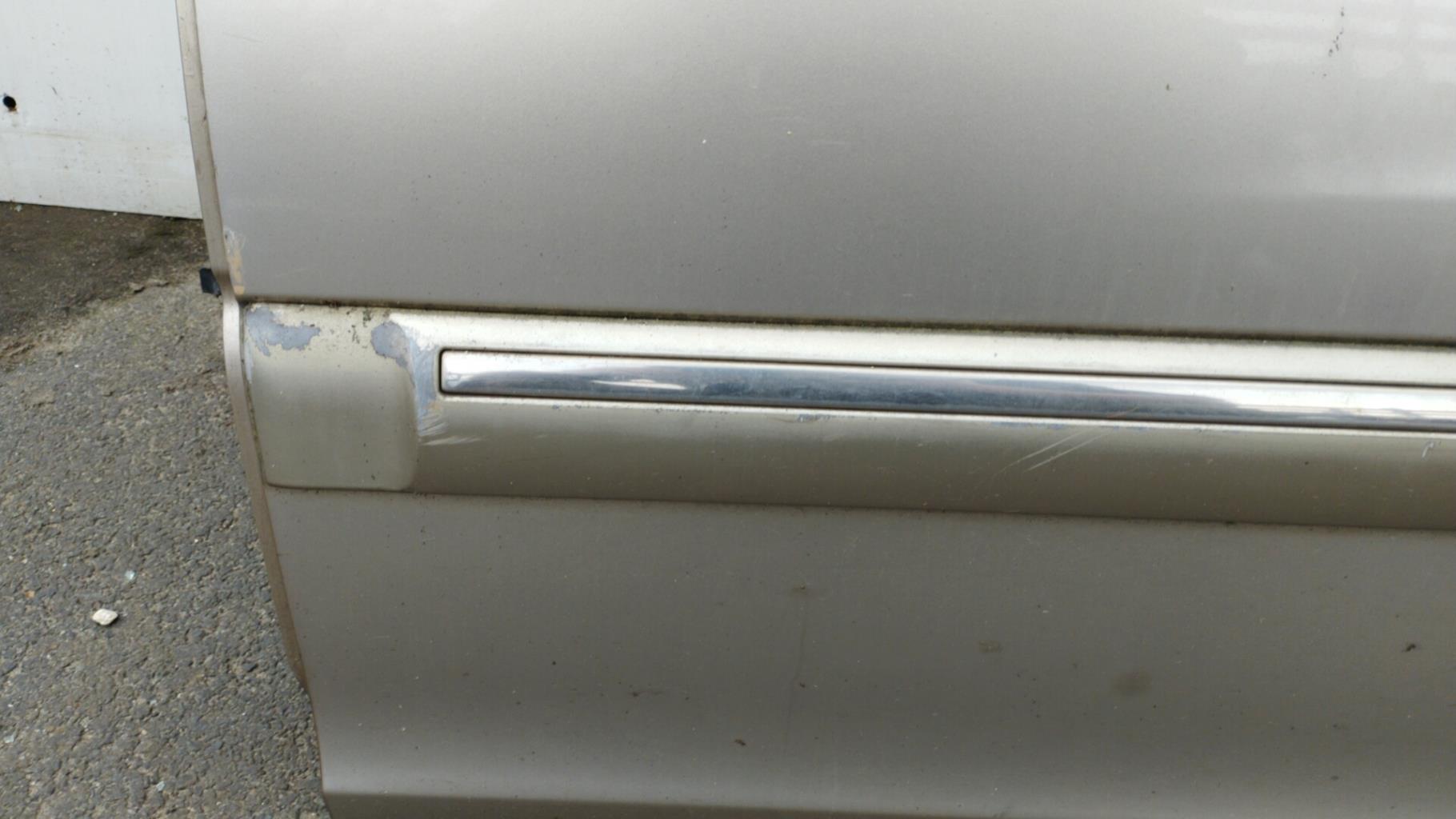 Portiera posteriore sinistra KIA CARENS 2 Diésel - 1
