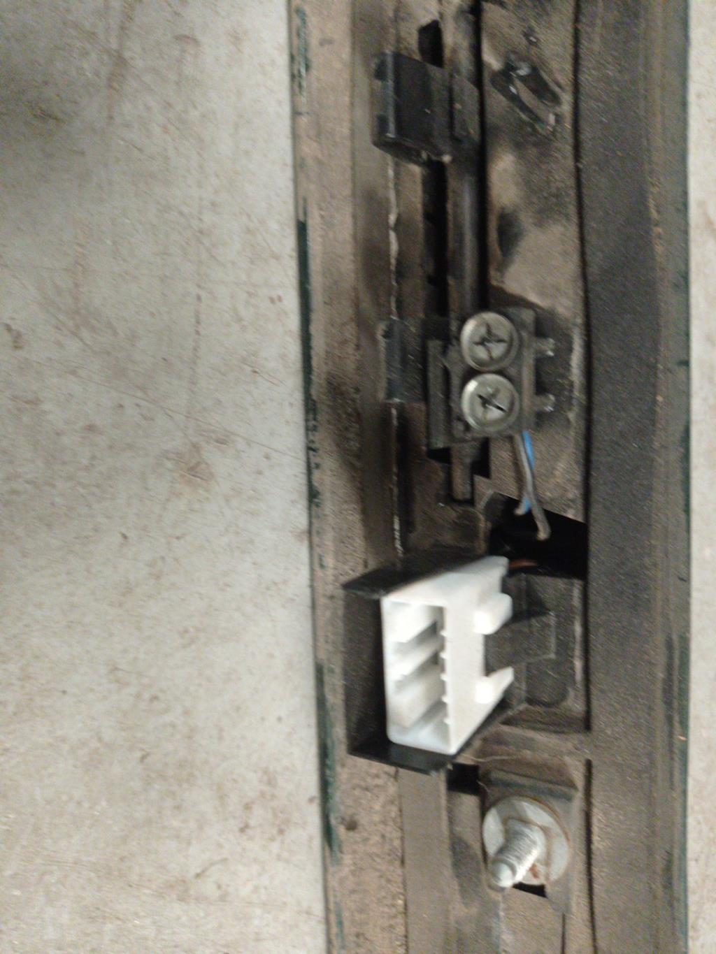 Baguette de coffre FIAT STILO Diesel - 1