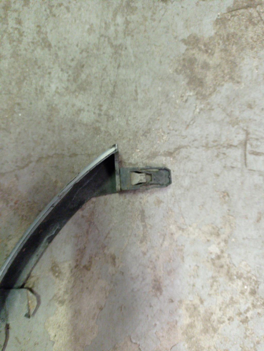 Calandre RENAULT CLIO 2 PHASE 1 Diesel - 1