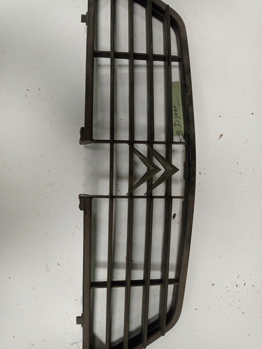 Calandre CITROEN DYANE Essence - 1