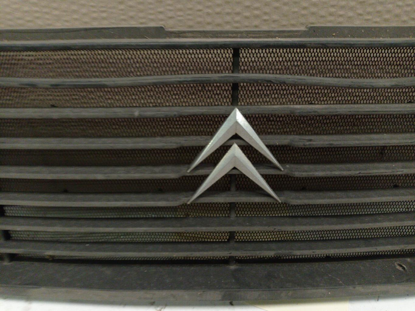 Calandre CITROEN LNA Essence - 1