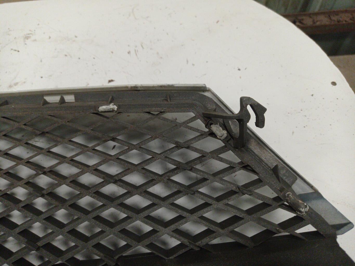 Calandre FORD MONDEO 2 Diesel - 1