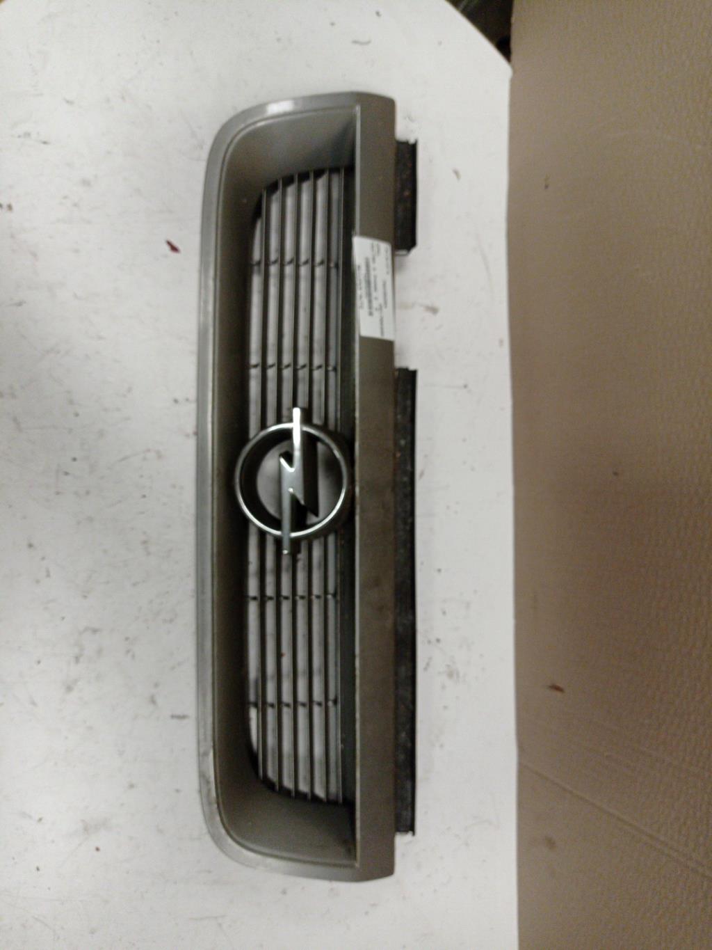Calandre OPEL VECTRA A PHASE 2 Essence - 1