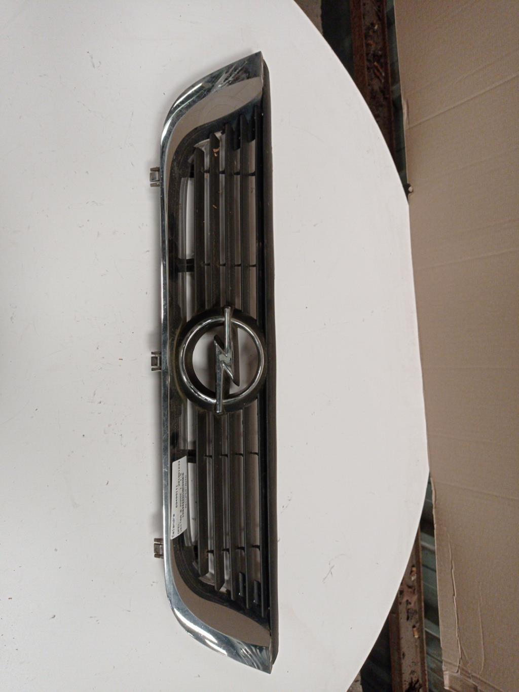 Calandre OPEL VECTRA B PHASE 1 Essence - 1
