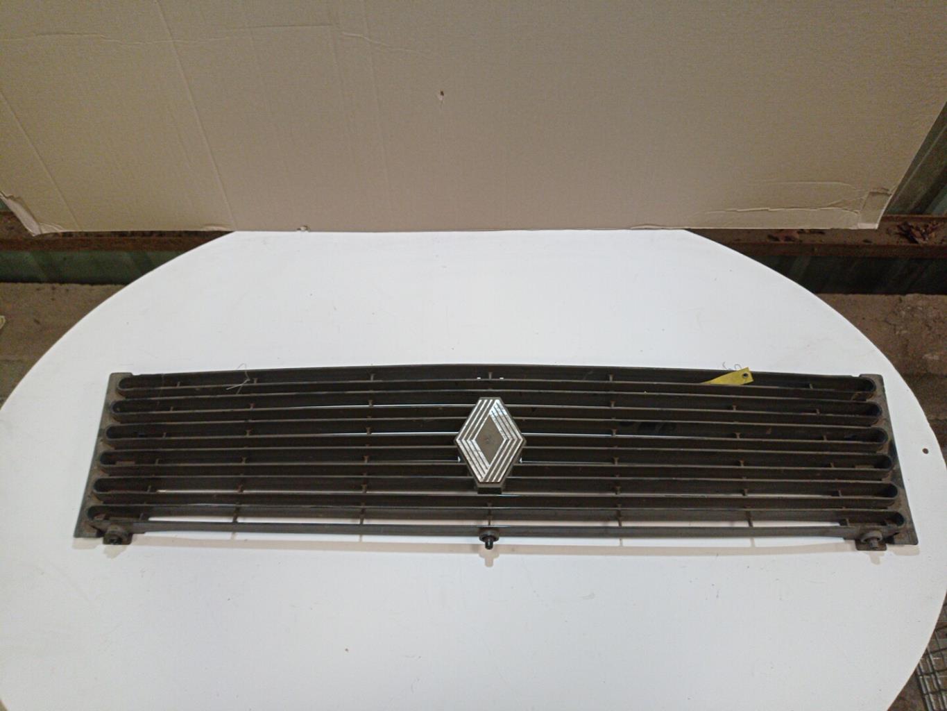 Calandre RENAULT R20  - 1