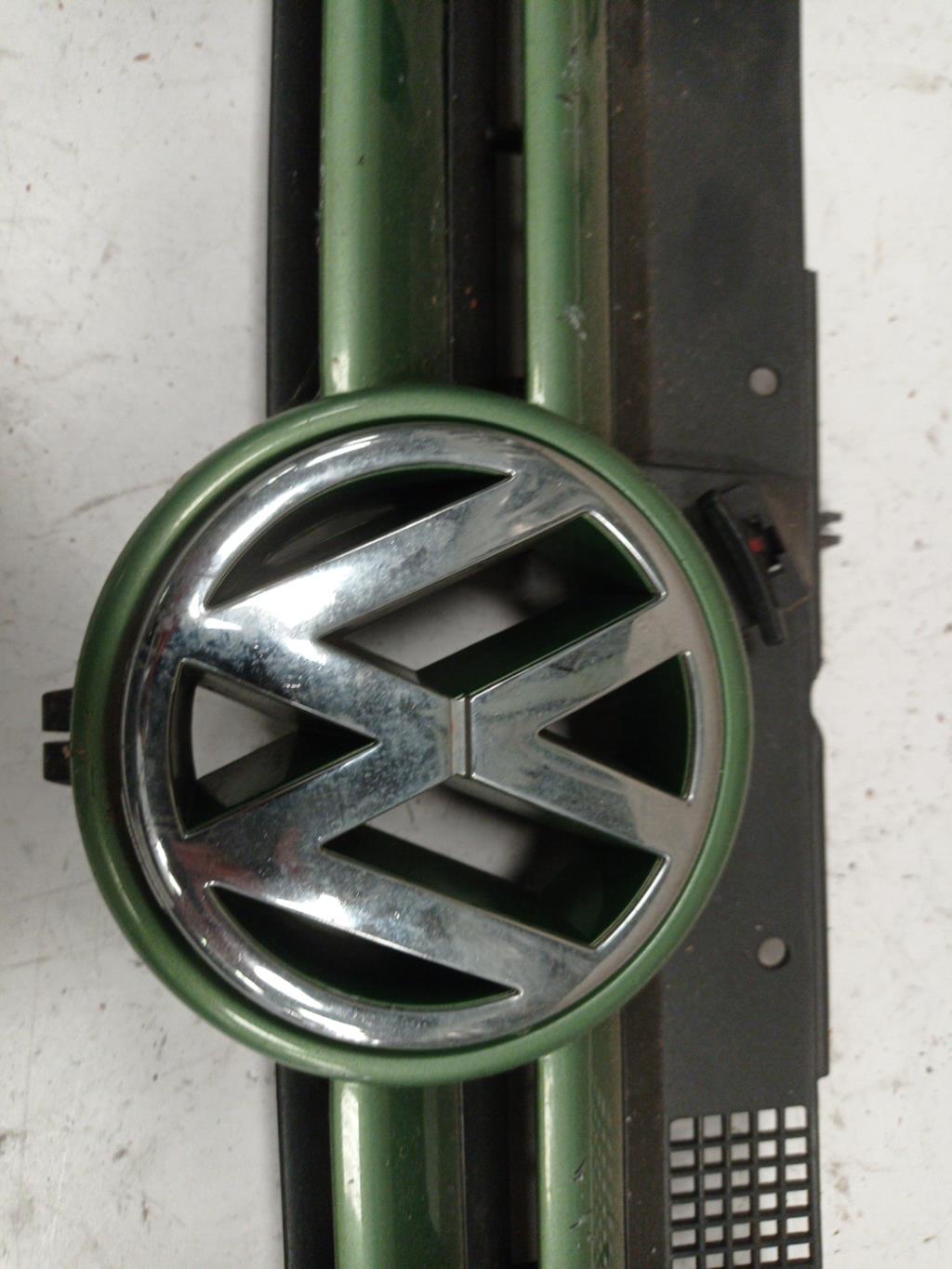 Calandre VOLKSWAGEN GOLF 4 Diesel - 1