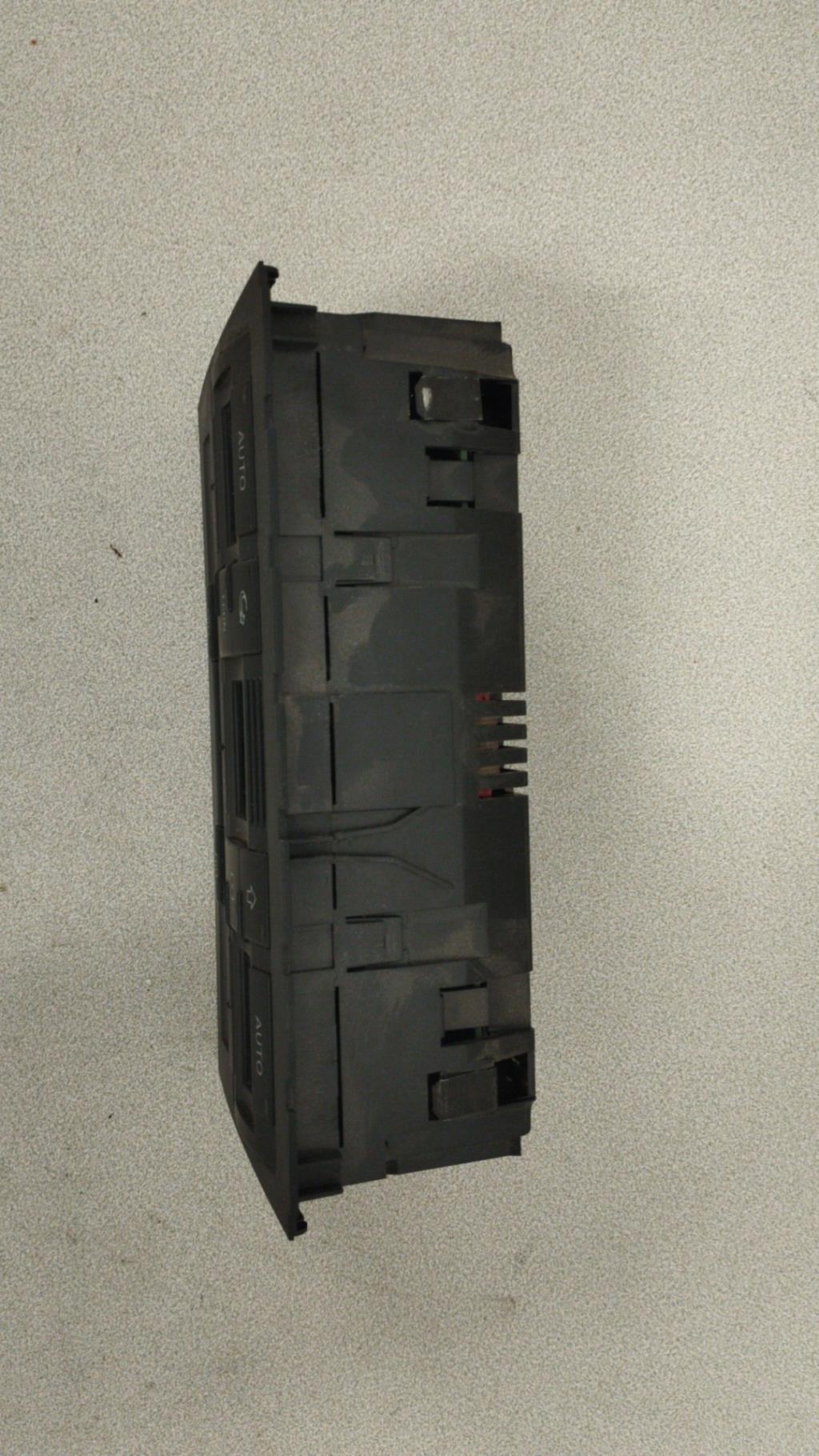 Commande chauffage AUDI A4 2 PHASE 2 Diesel - 1
