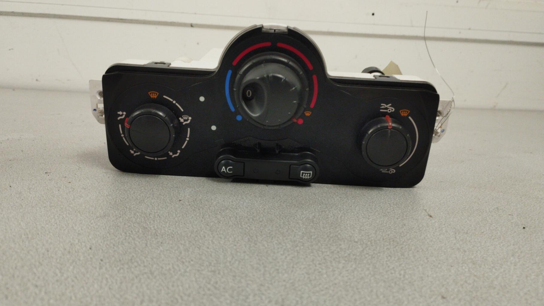 Commande chauffage RENAULT CLIO 3 PHASE 2 Diesel - 1