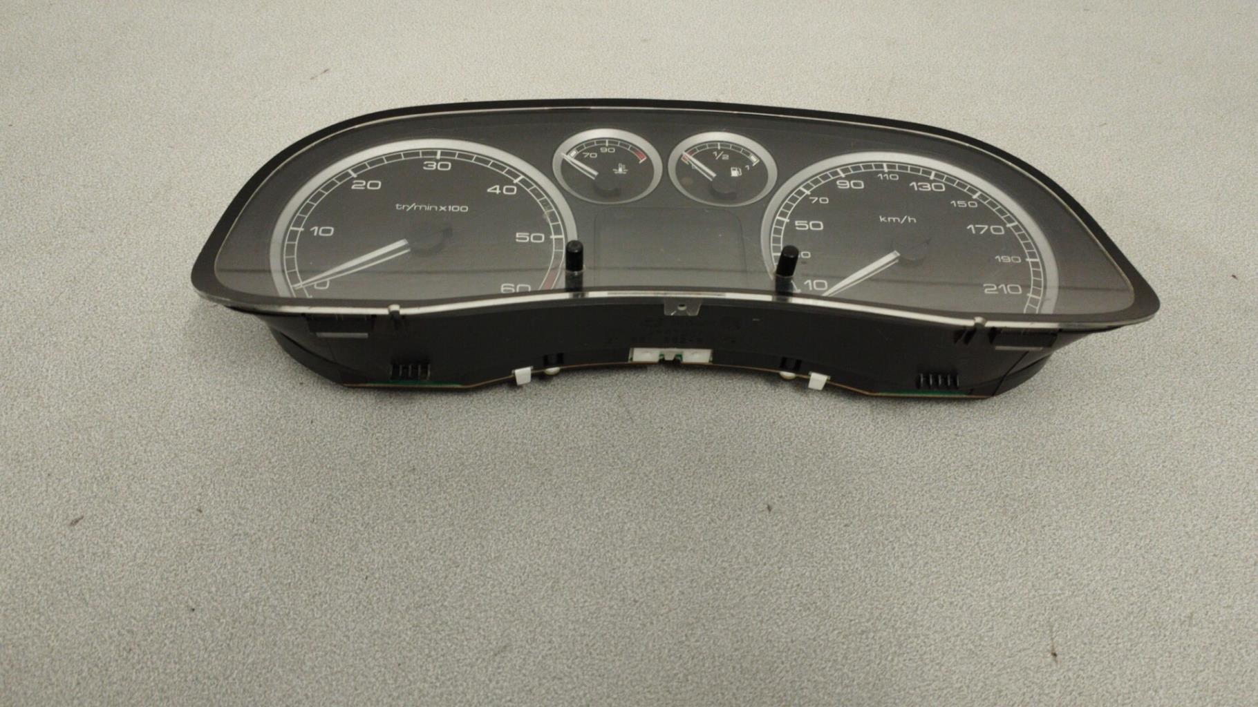 Compteur PEUGEOT 307 PHASE 1 Diesel - 1