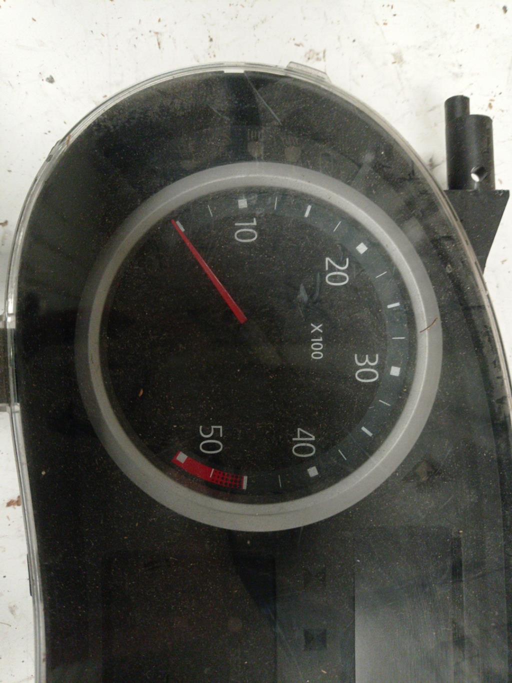 Compteur RENAULT CLIO 2 PHASE 2 Diesel - 1