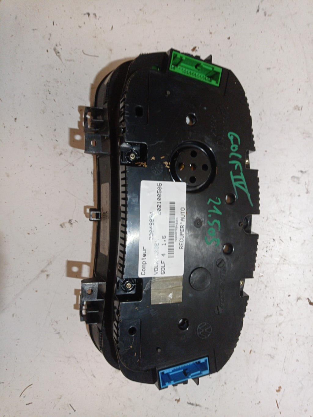 Compteur VOLKSWAGEN GOLF 4 Essence - 1