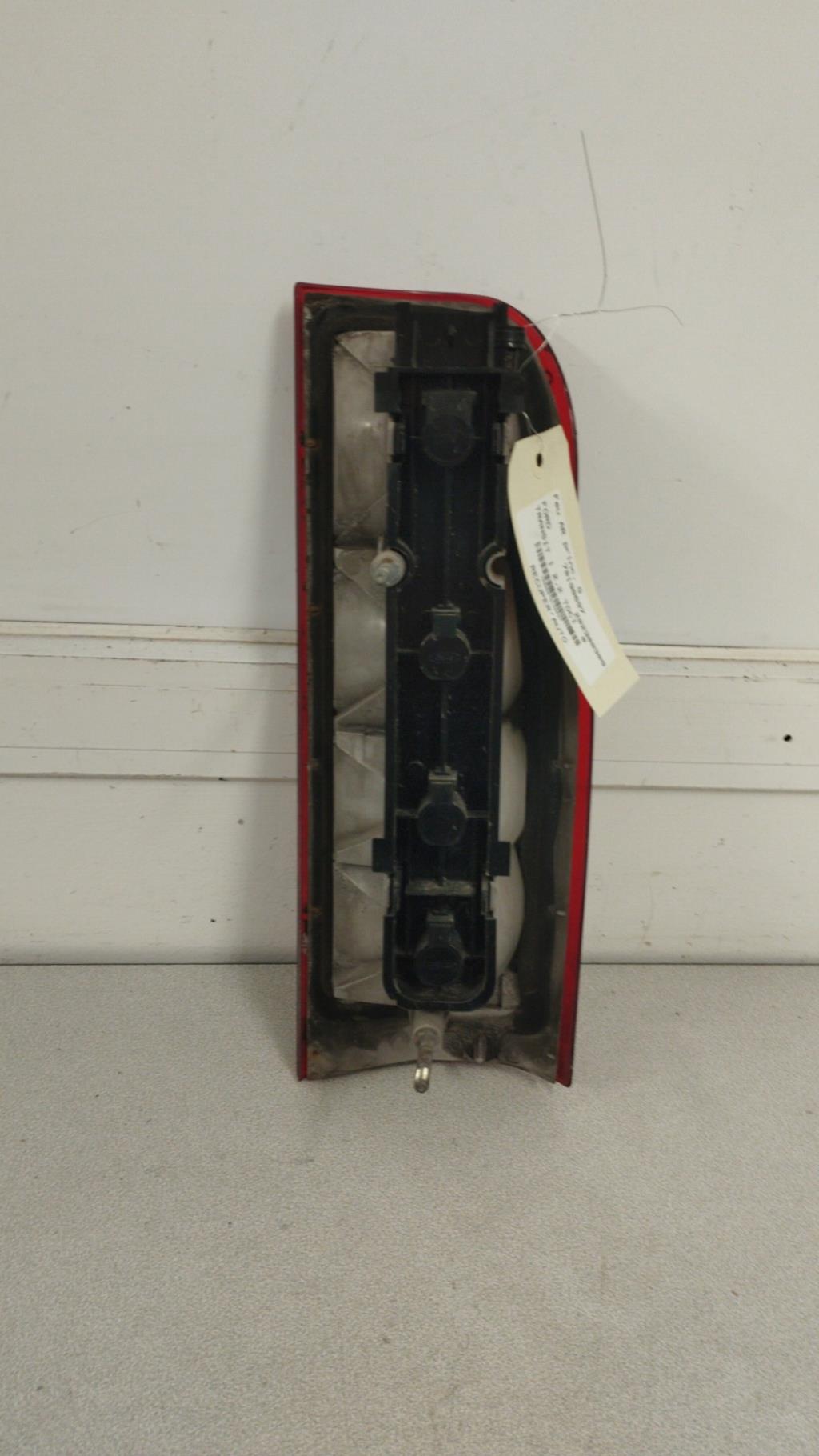 Fanale posteriore principale sinistro (luci) FORD TRANSIT 1 Diésel - 1