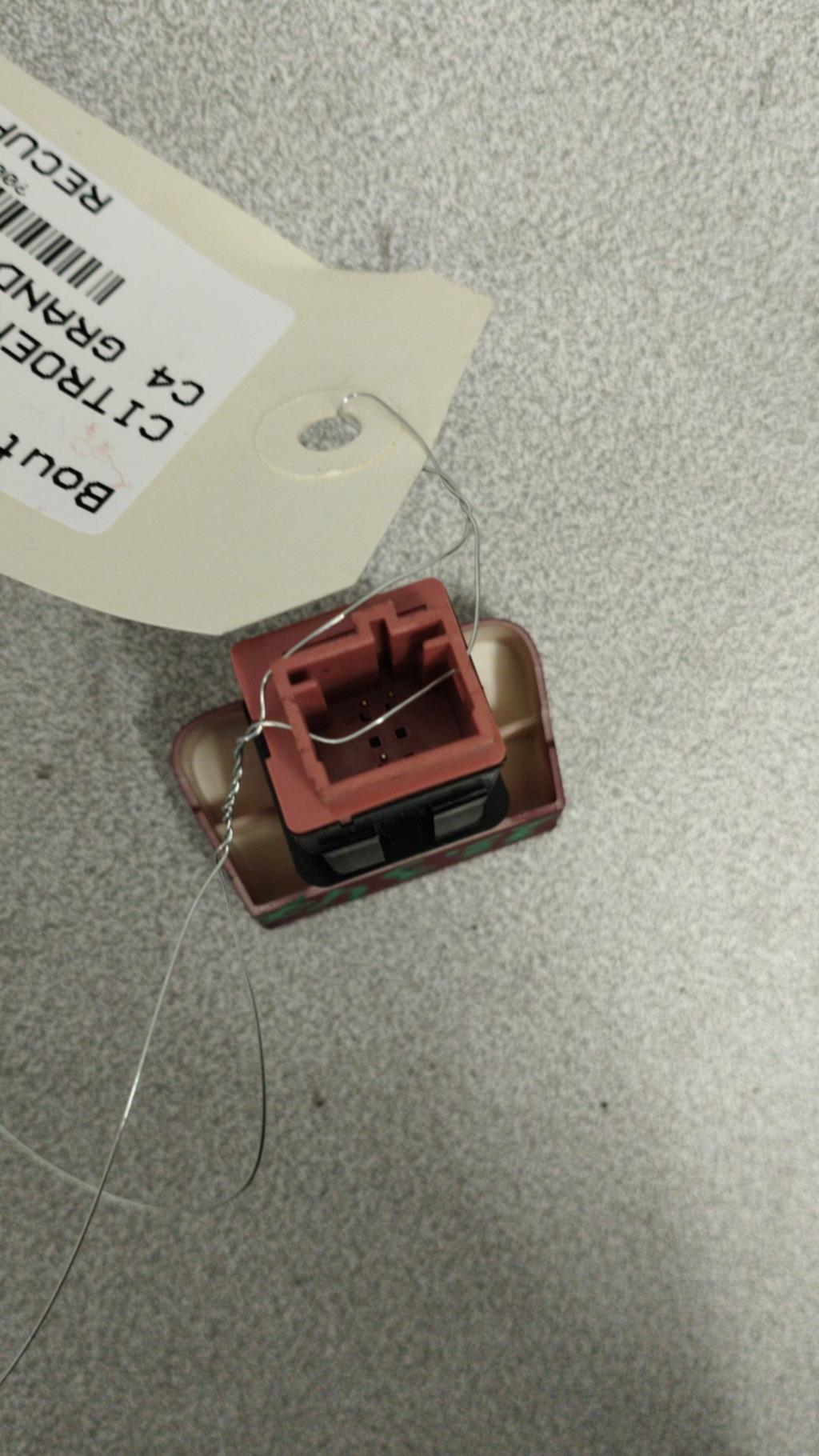 Interruttore luci emergenza CITROEN C4 GRAND PICASSO 1 Diésel - 1