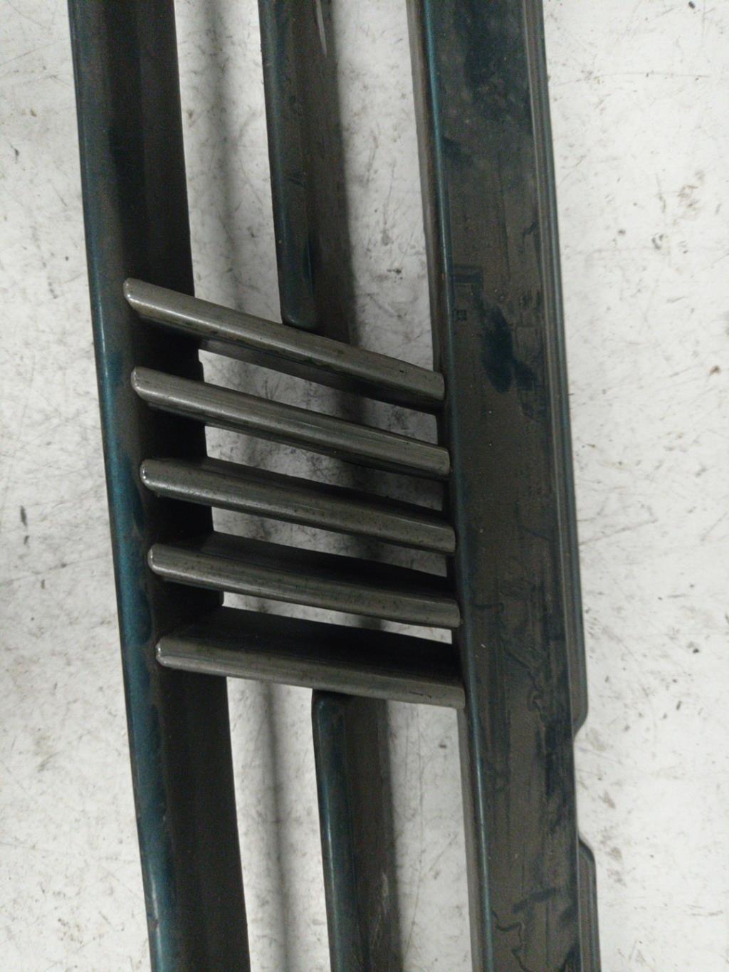 Calandre FIAT UNO PHASE 1 Essence - 1