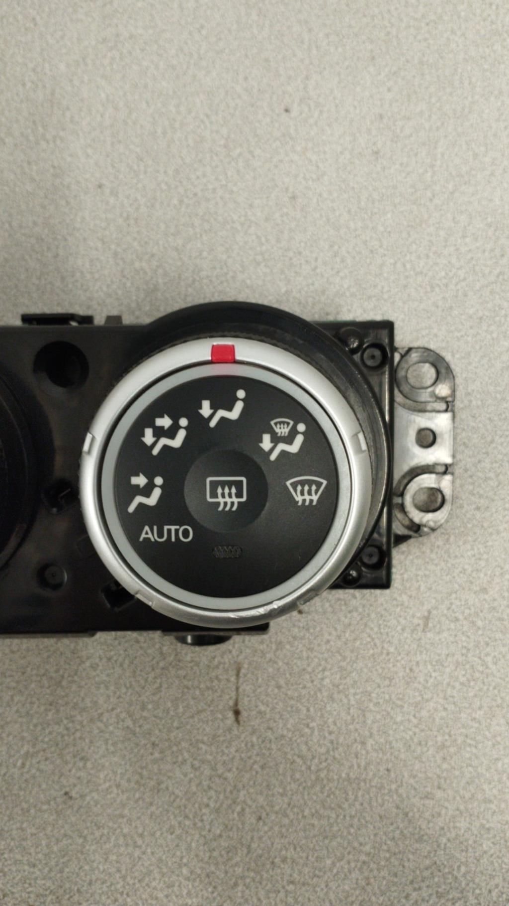 Commande chauffage CITROEN C-CROSSER Diesel - 1