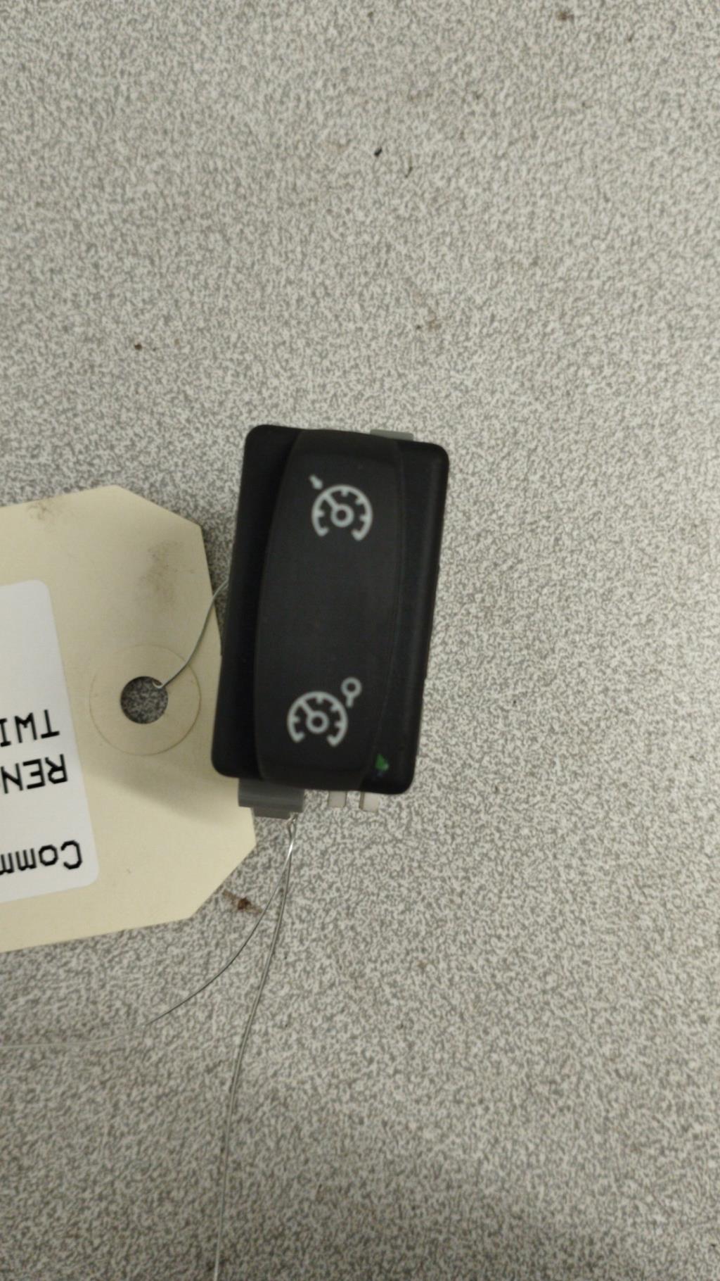 Commande regulateur vitesse RENAULT TWINGO 2 PHASE 2 Essence - 1
