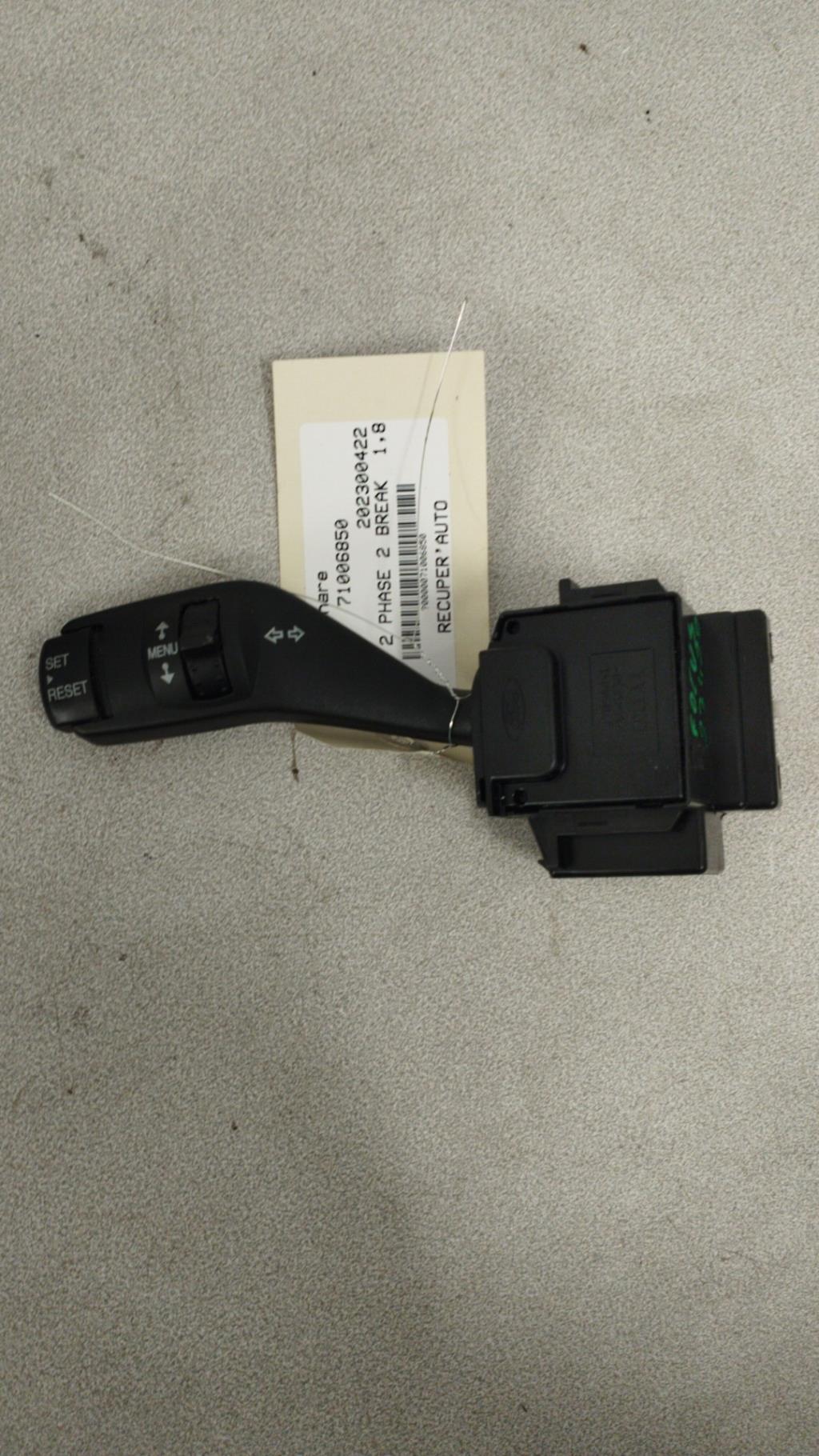 Commodo phare FORD FOCUS 2 PHASE 2 BREAK Diesel - 1