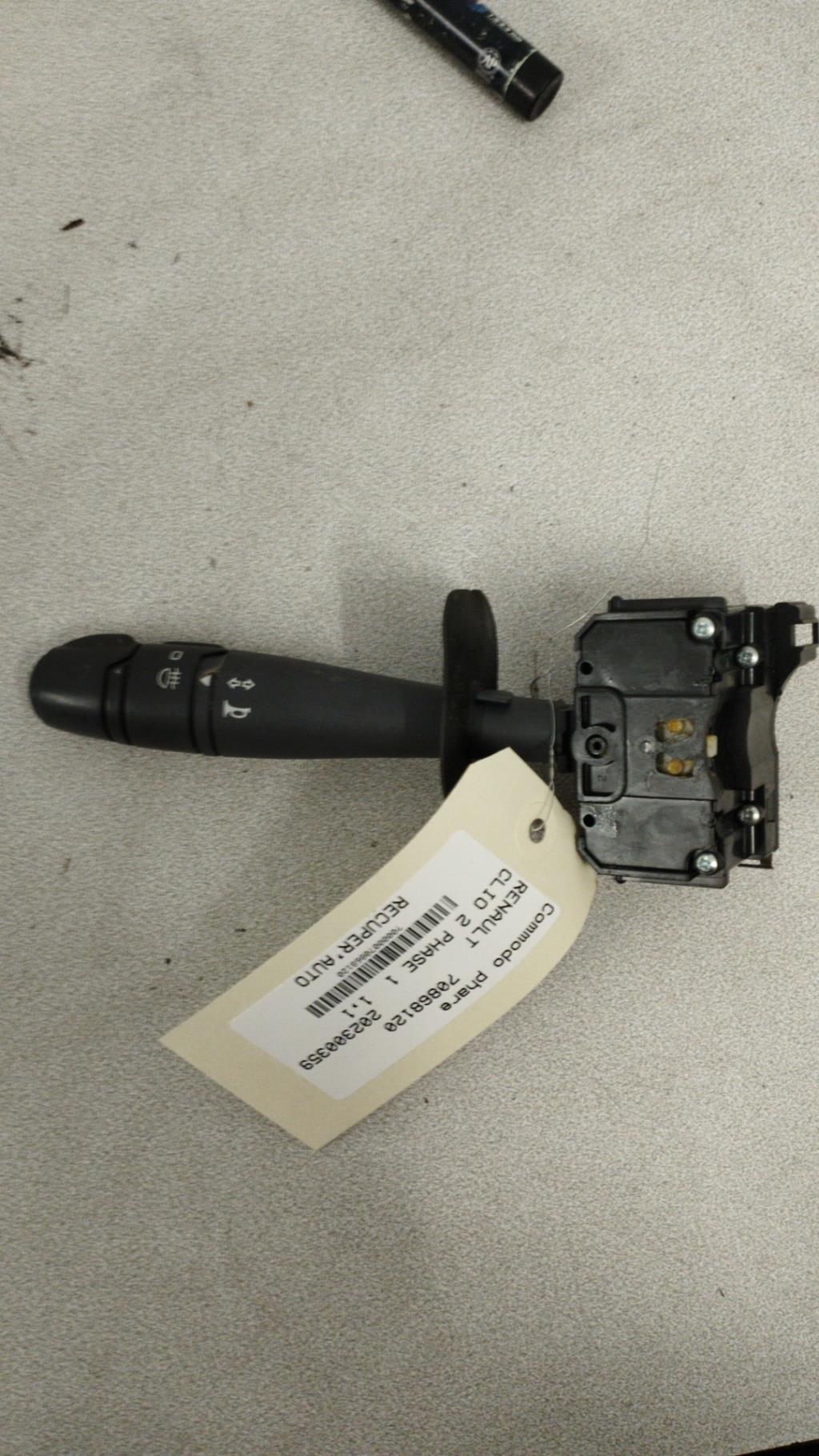 Commodo phare RENAULT CLIO 2 PHASE 1 Essence - 1