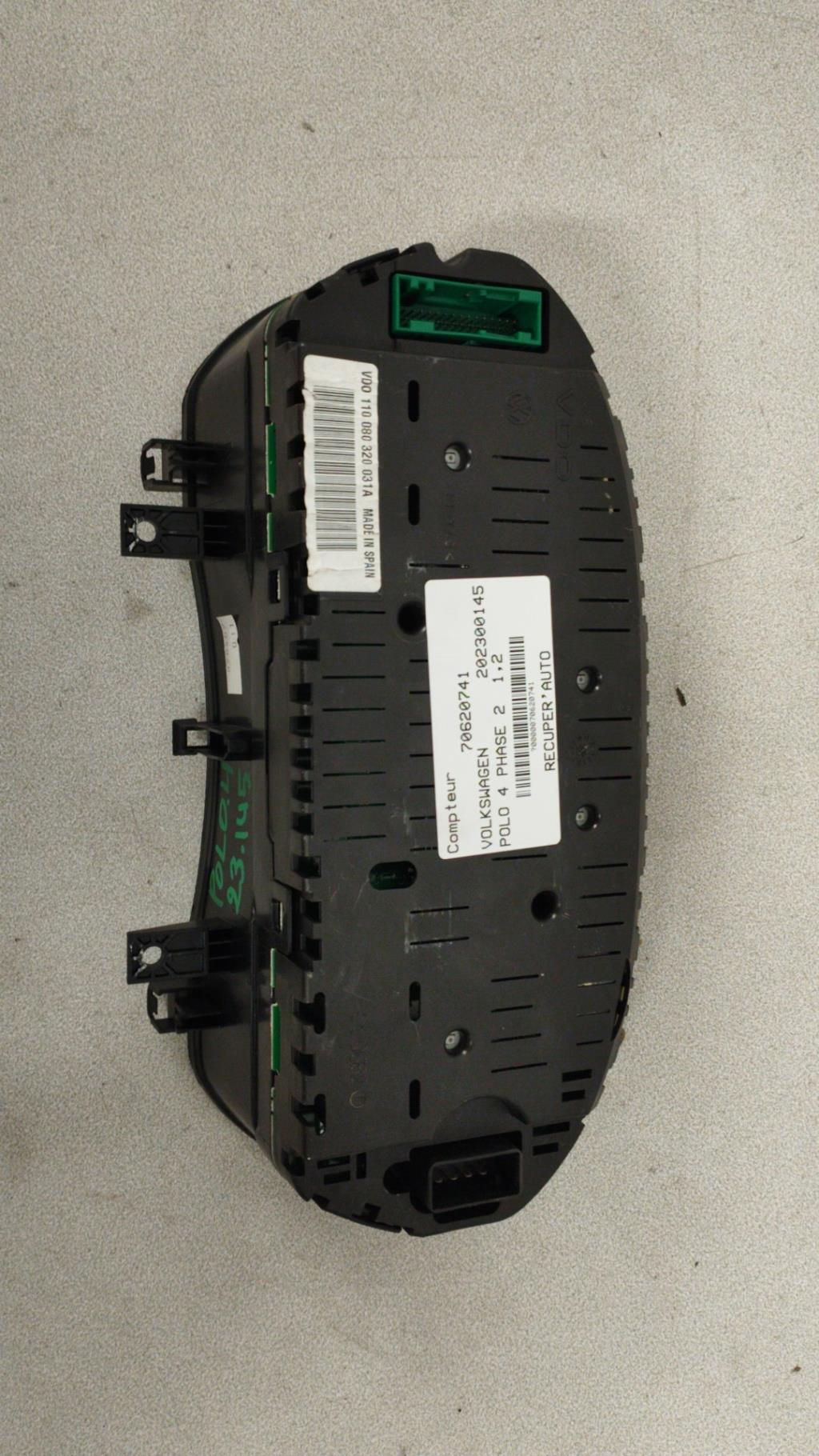 Compteur VOLKSWAGEN POLO 4 PHASE 2 Essence - 1