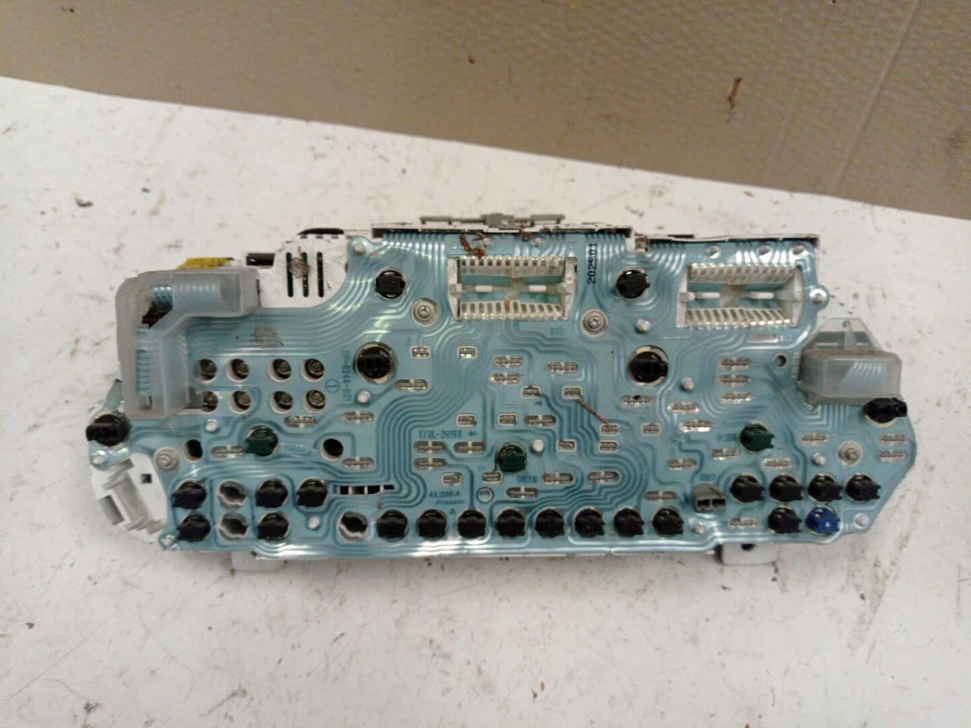 Compteur VOLVO V 40 1 PHASE 2 BREAK Diesel - 1