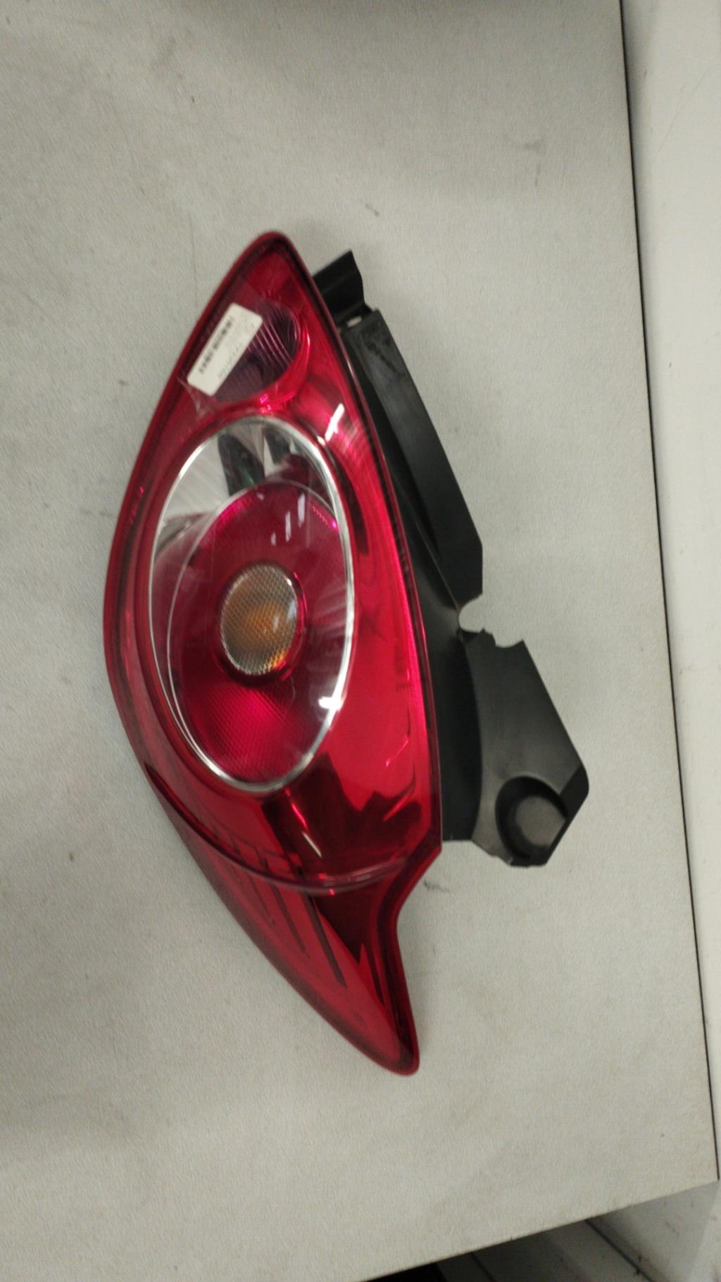 Fanale posteriore principale destro (luci) FORD KA 2 PHASE 2 Diésel - 1