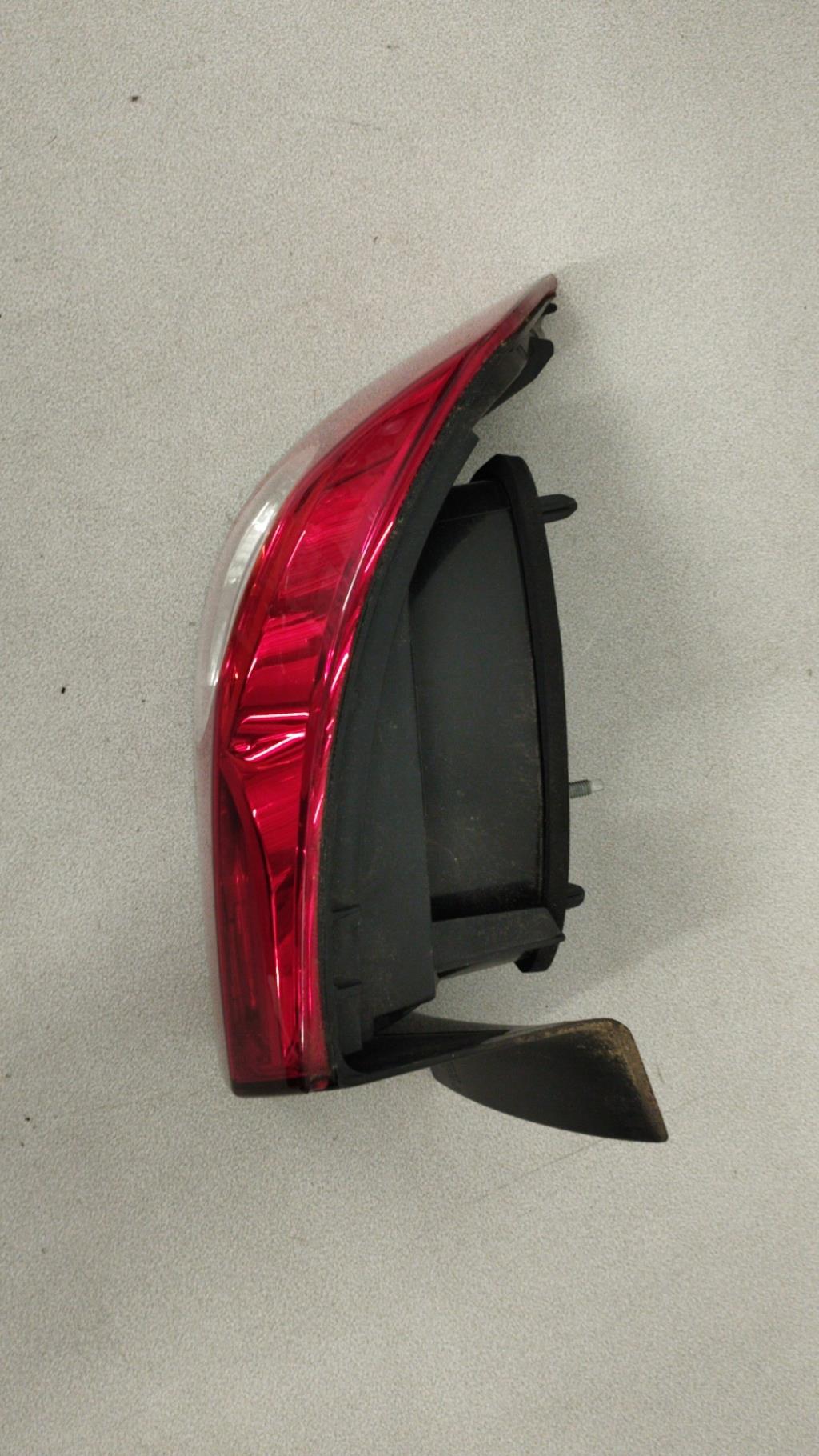 Fanale posteriore principale sinistro (luci) RENAULT LAGUNA 2 PHASE 2 Gasolina - 1