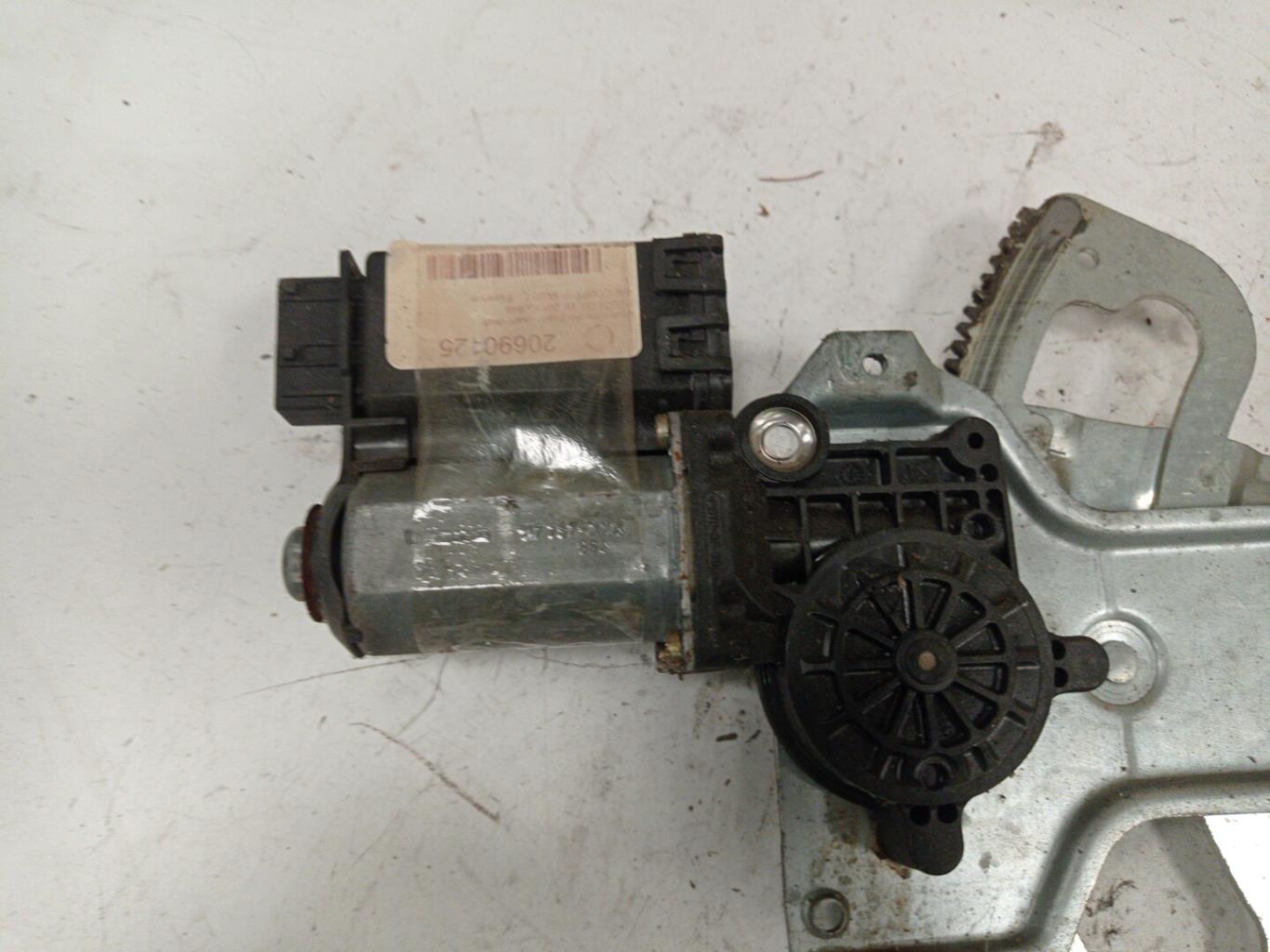 Alzacristalli elettrico anteriore destro PEUGEOT 406 COUPE Gasolina - 1