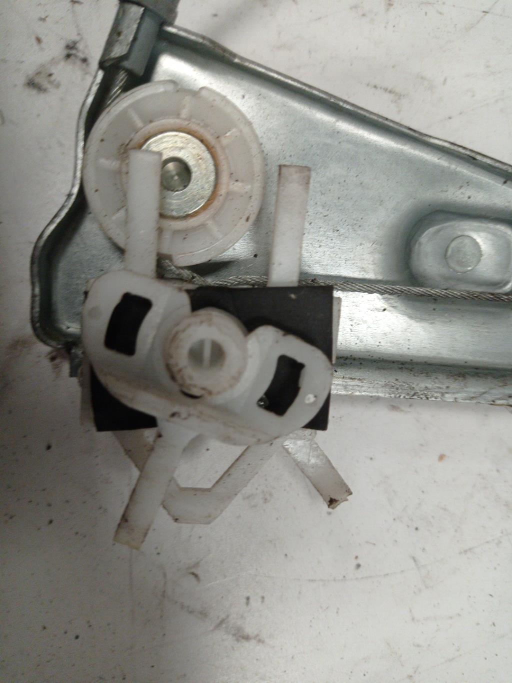 Alzacristalli manuale posteriore destro FIAT PANDA 2 PHASE 1 Diésel - 1