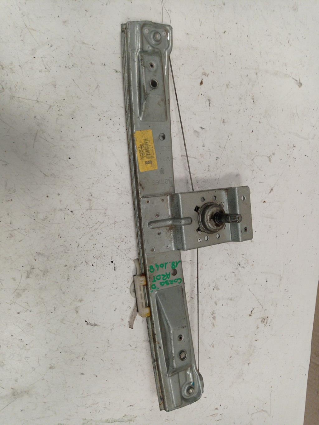 Alzacristalli manuale posteriore destro OPEL CORSA D PHASE 1 Diésel - 1