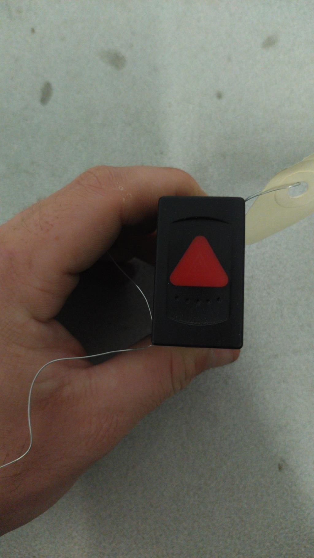 Bouton de warning VOLKSWAGEN SHARAN 1 PHASE 2 Diesel - 1