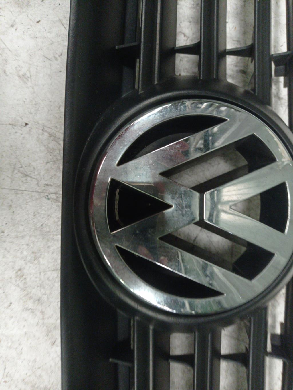 Calandre VOLKSWAGEN POLO 4 PHASE 1 Diesel - 1