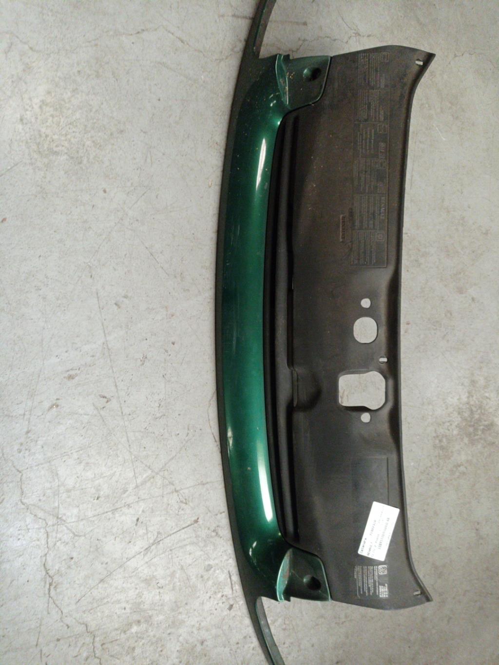 Calandre RENAULT CLIO 2 PHASE 1 Essence - 1
