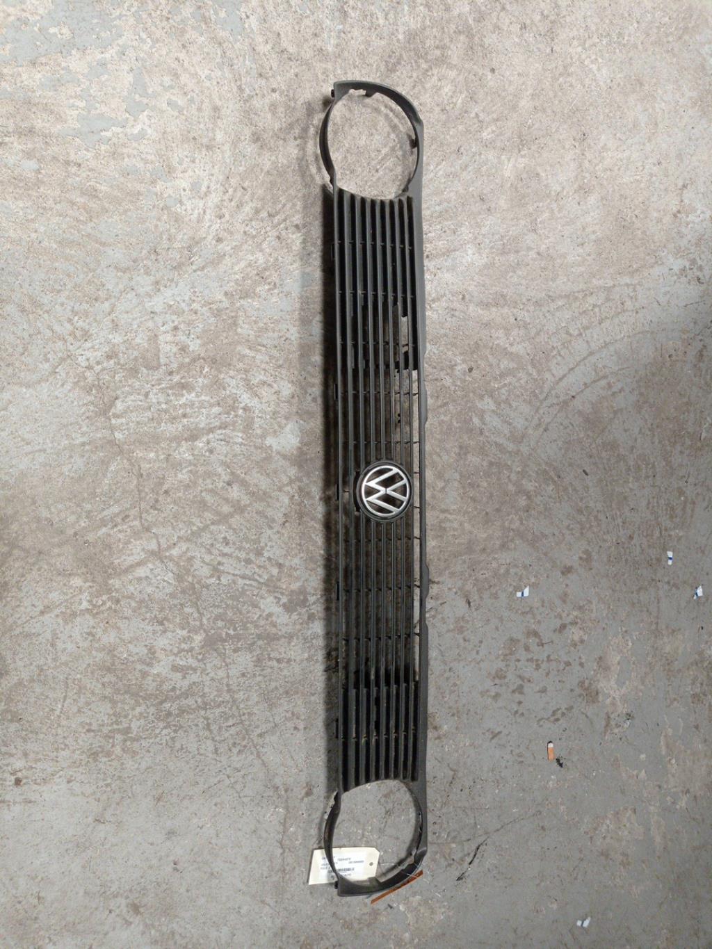 Calandre VOLKSWAGEN POLO 2 Essence - 1