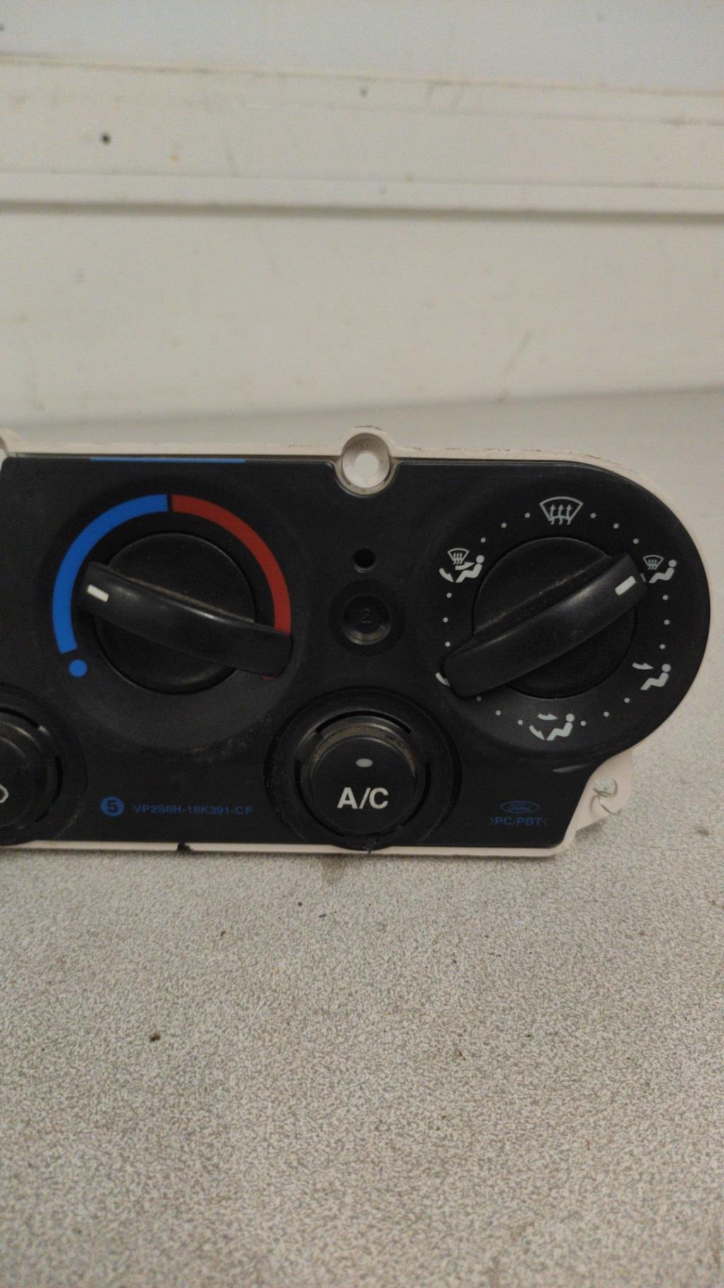 Commande chauffage FORD FIESTA 5 PHASE 1 Diesel - 1