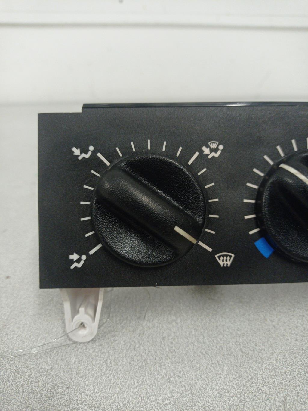 Commande chauffage RENAULT CLIO 1 PHASE 2 Essence - 1