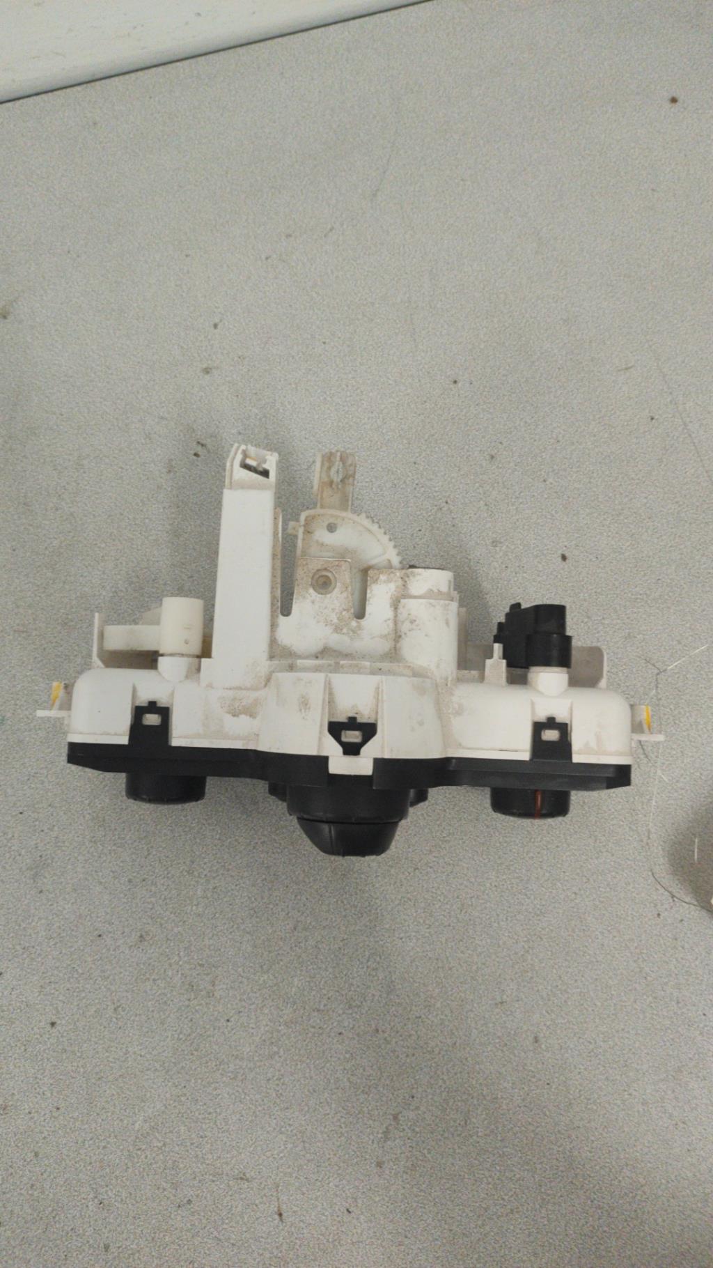 Commande chauffage RENAULT CLIO 3 PHASE 2 Diesel - 1