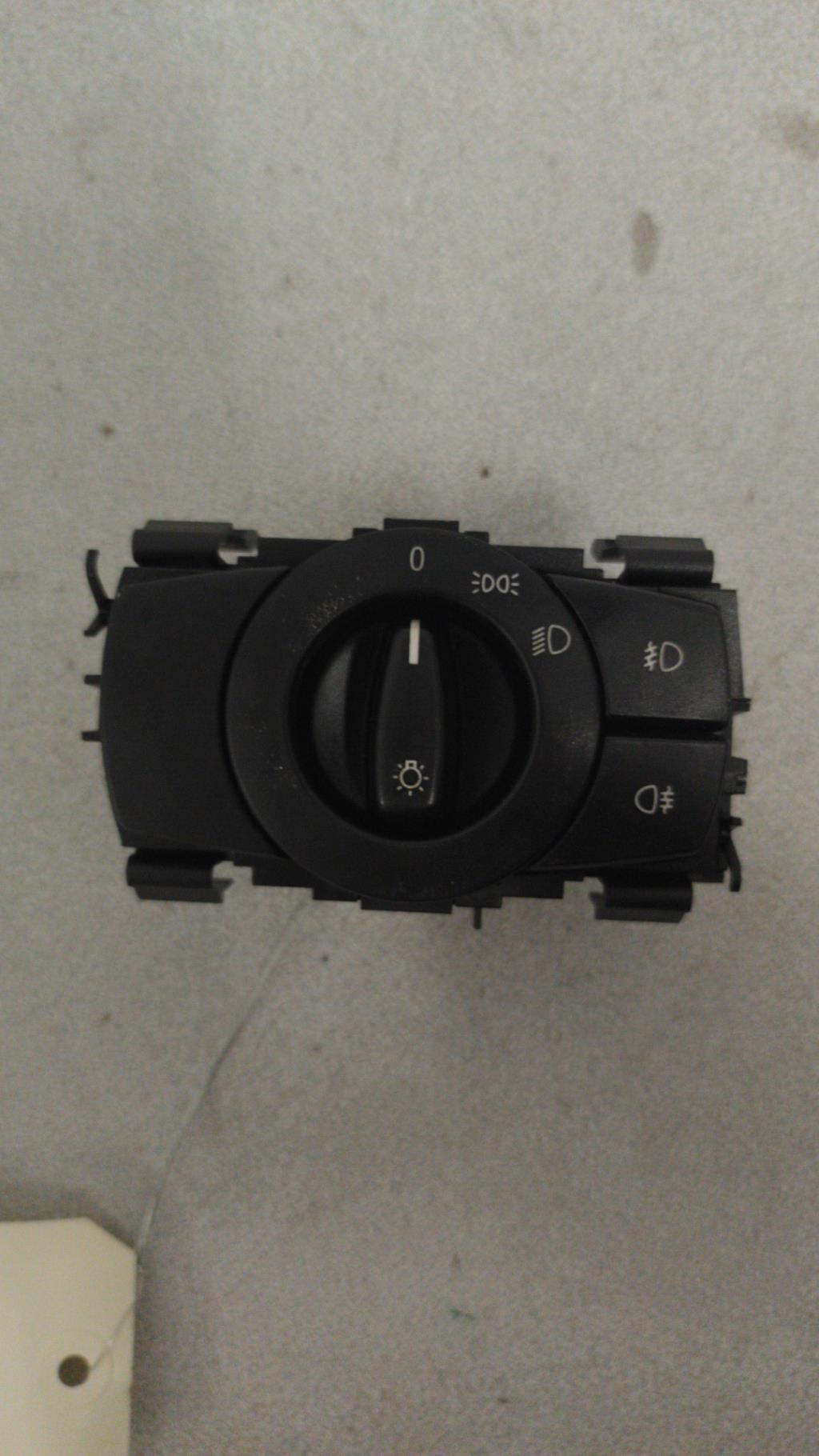 Commande de phare BMW SERIE 1 E81 Diesel - 1