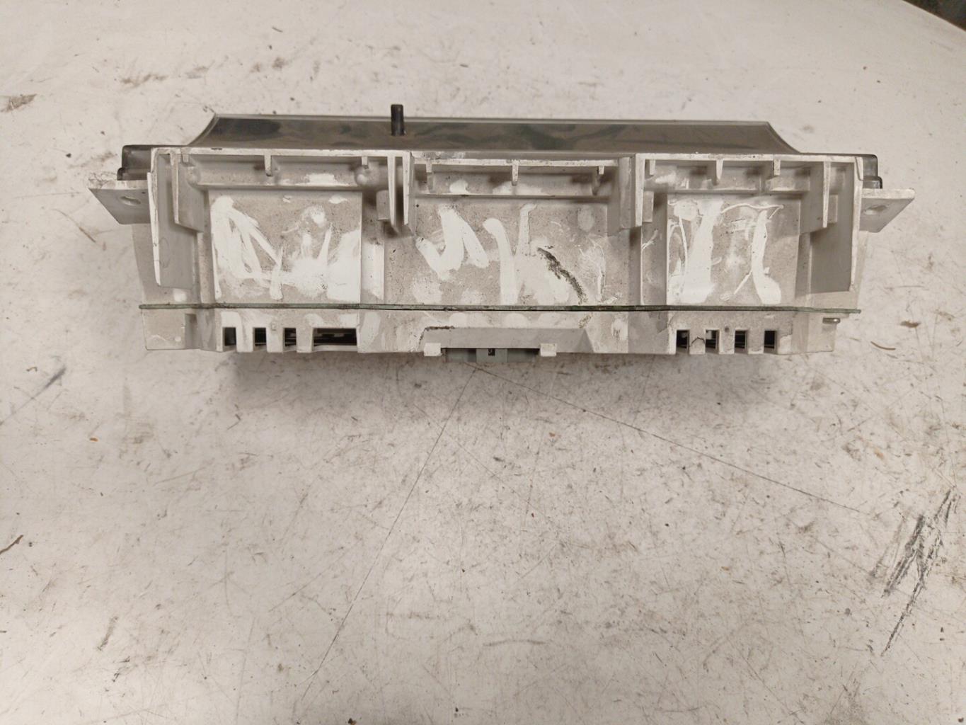Compteur CHRYSLER VOYAGER 2  - 1