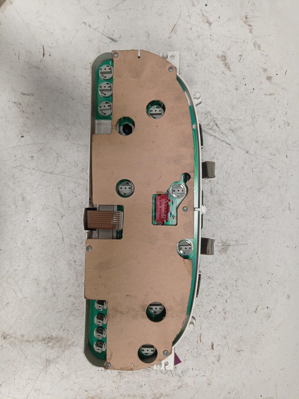 Compteur CHRYSLER VOYAGER 3 Essence - 1