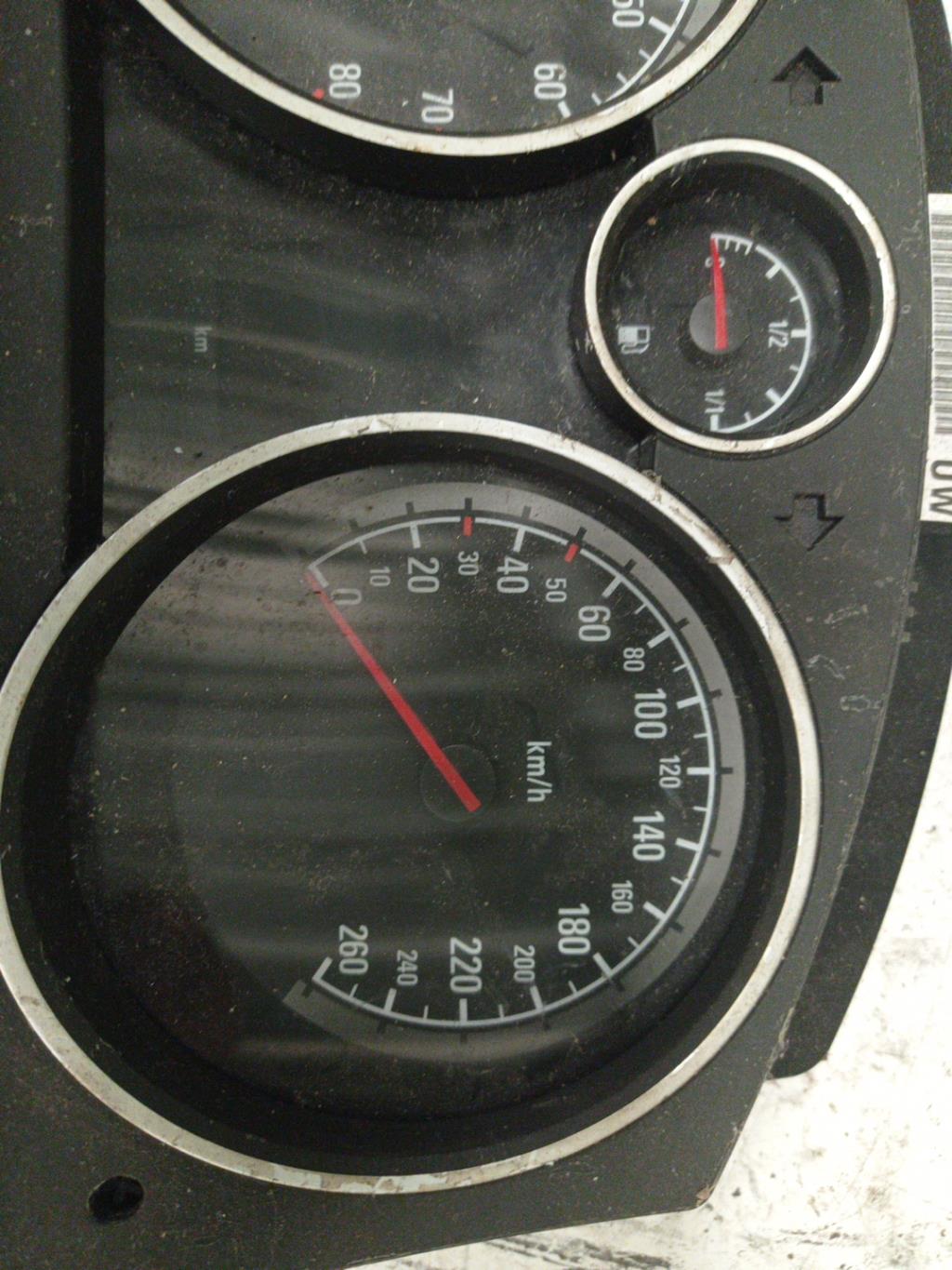 Compteur OPEL ASTRA H GTC PHASE 2 Essence - 1